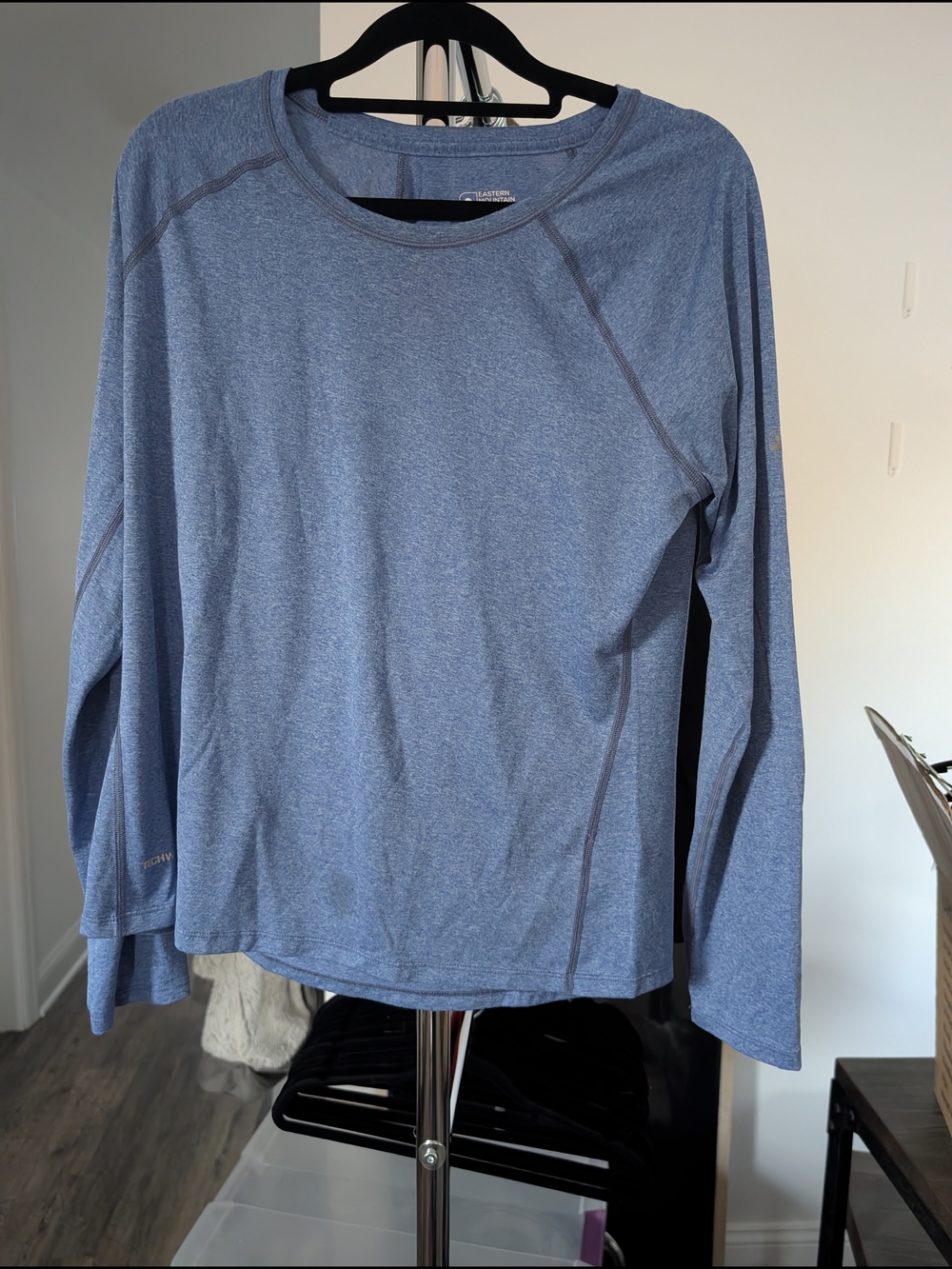 Eastern Mountain Sports Heathered Light Blue Techwick Long Sleeve Shirt